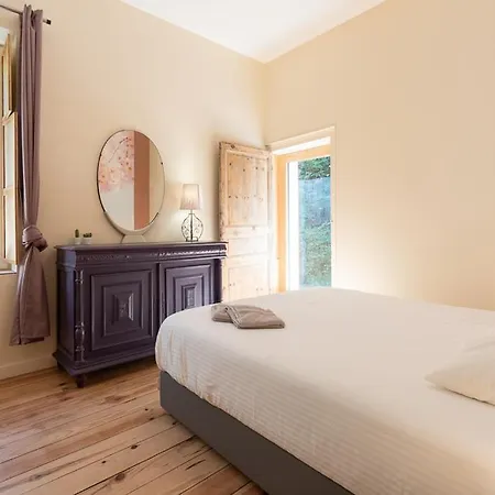 De La Souliere Apartment *