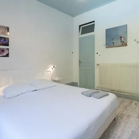 De La Souliere Apartment